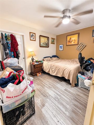 1913 Sandy Way, Corpus Christi, TX 78418