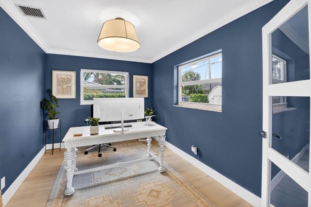 525 Sunset Road, Boynton Beach, FL 33435