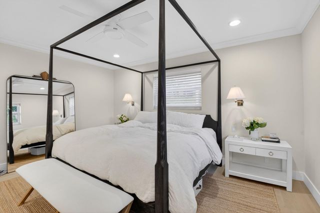 525 Sunset Road, Boynton Beach, FL 33435