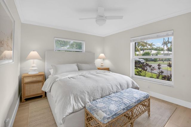 525 Sunset Road, Boynton Beach, FL 33435