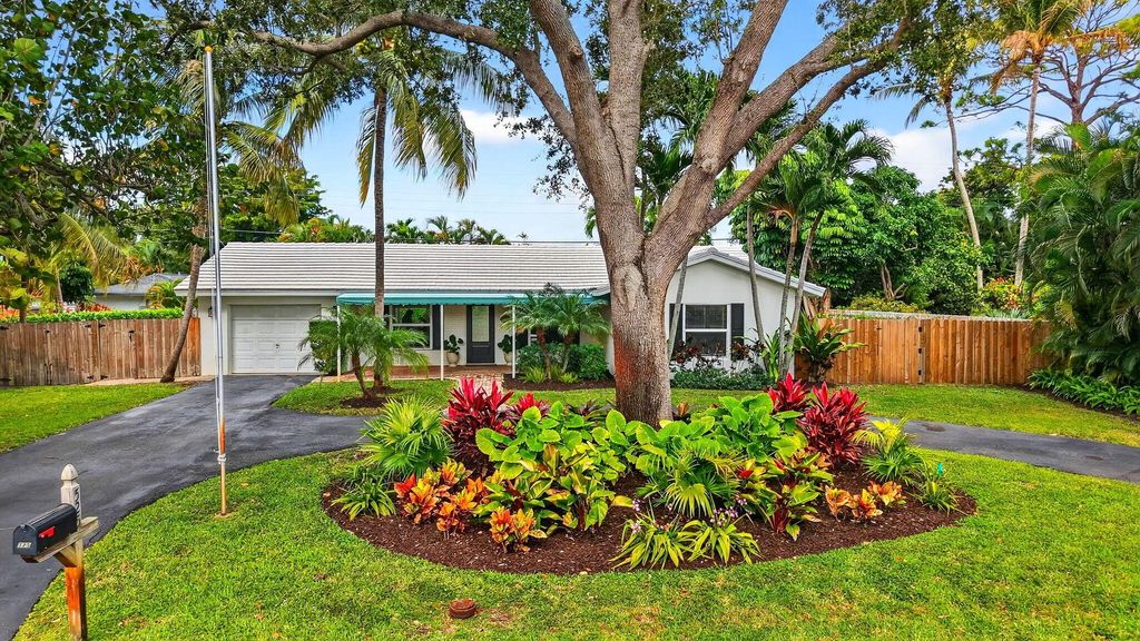 525 Sunset Road, Boynton Beach, FL 33435