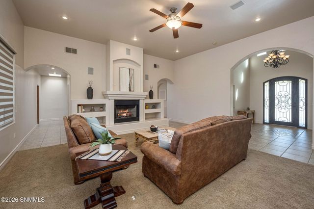 1898 Maverick Trail, Las Cruces, NM 88007