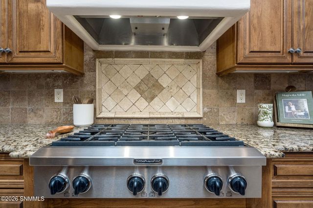 1898 Maverick Trail, Las Cruces, NM 88007