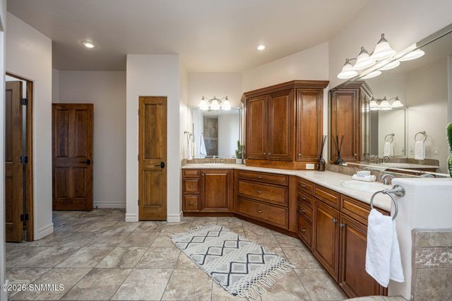 1898 Maverick Trail, Las Cruces, NM 88007