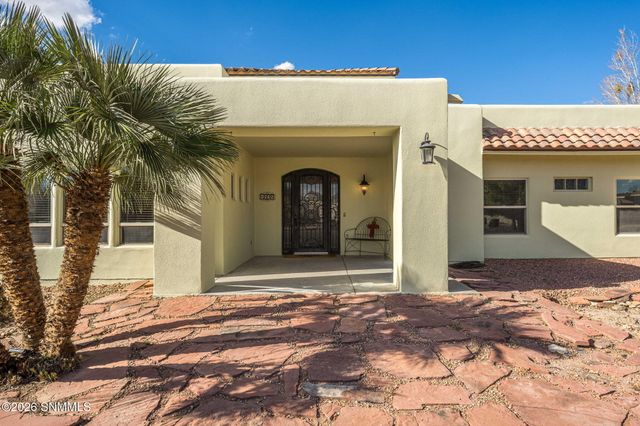 1898 Maverick Trail, Las Cruces, NM 88007