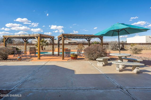 1898 Maverick Trail, Las Cruces, NM 88007