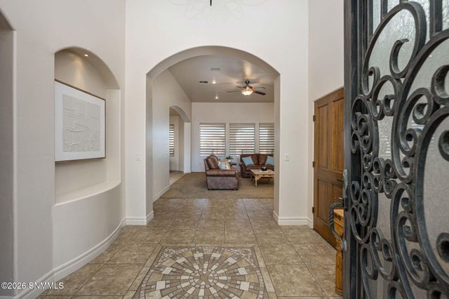 1898 Maverick Trail, Las Cruces, NM 88007