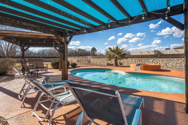 1898 Maverick Trail, Las Cruces, NM 88007