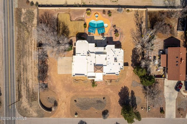 1898 Maverick Trail, Las Cruces, NM 88007