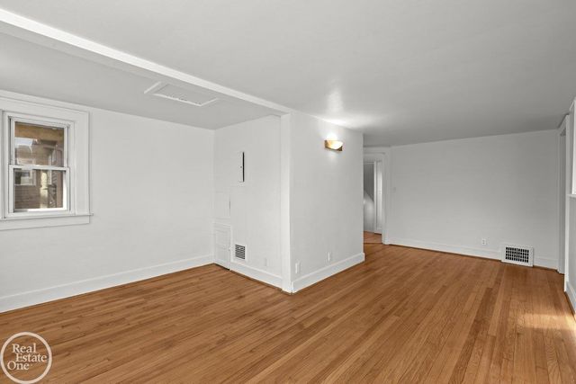 487 W Troy Street, Ferndale, MI 48220