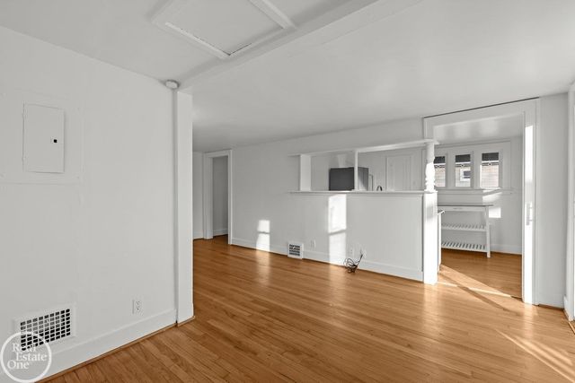 487 W Troy Street, Ferndale, MI 48220