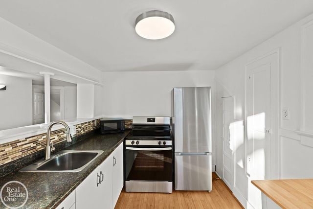 487 W Troy Street, Ferndale, MI 48220