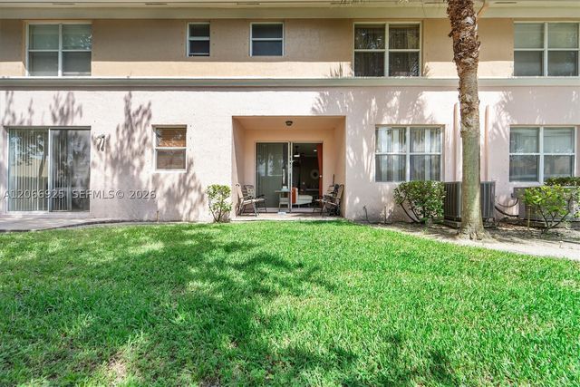 2410 Seminole Palms Dr, Green Acres, FL 33463