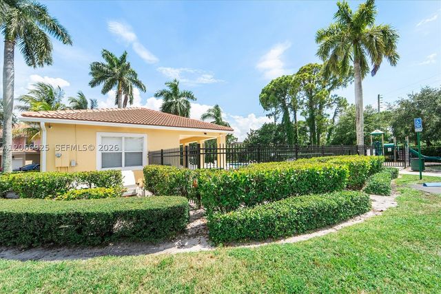 2410 Seminole Palms Dr, Green Acres, FL 33463