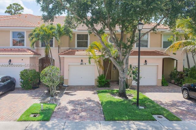 2410 Seminole Palms Dr, Green Acres, FL 33463