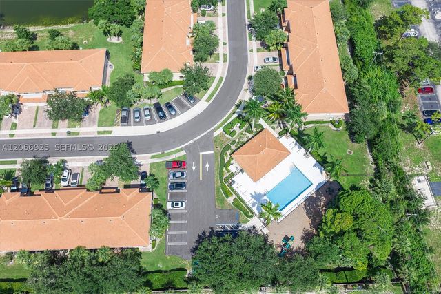 2410 Seminole Palms Dr, Green Acres, FL 33463