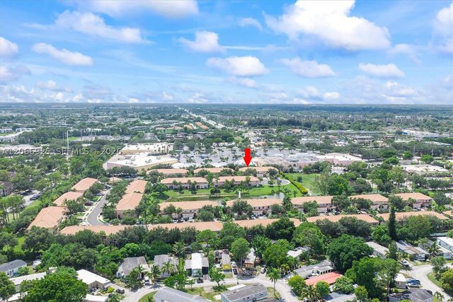 2410 Seminole Palms Dr, Green Acres, FL 33463