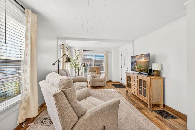 1240 Church Street, Logan, OH 43138