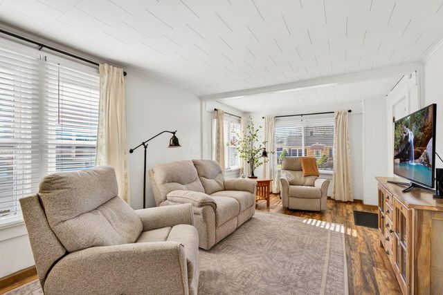 1240 Church Street, Logan, OH 43138