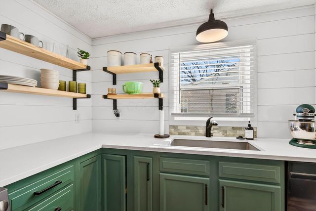 1240 Church Street, Logan, OH 43138