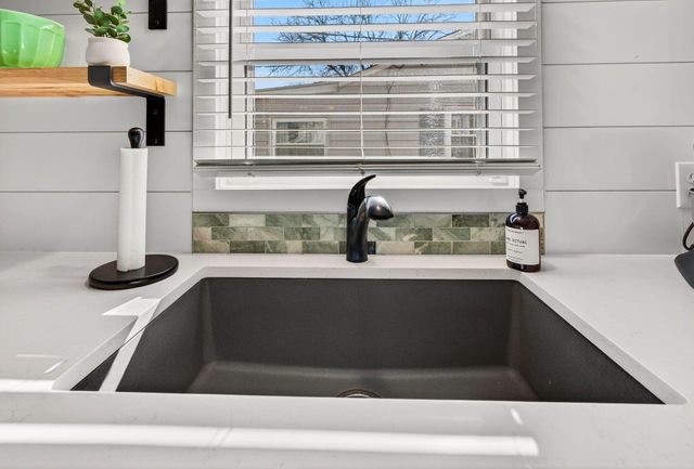 1240 Church Street, Logan, OH 43138