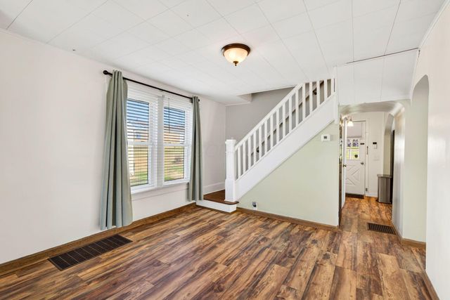 1240 Church Street, Logan, OH 43138