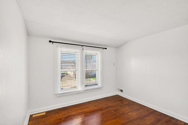 1240 Church Street, Logan, OH 43138