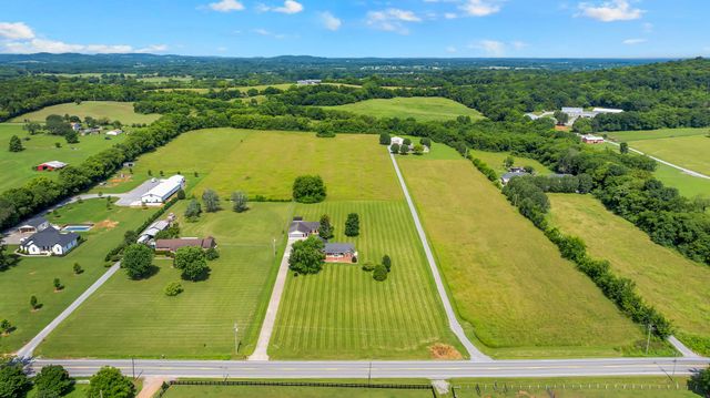 2428 Highway 231, S, Shelbyville, TN 37160