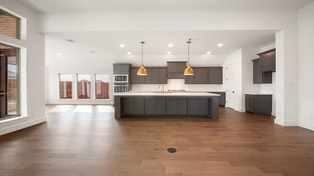 908 River Sky Road, Lavon, TX 75166