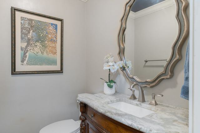 7110 Mossvine Drive, Dallas, TX 75254