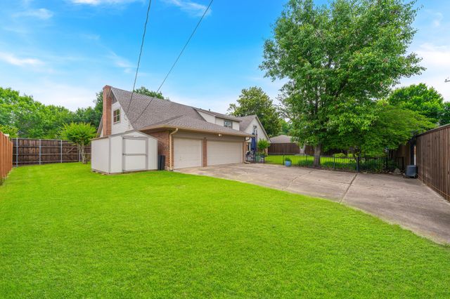 7110 Mossvine Drive, Dallas, TX 75254