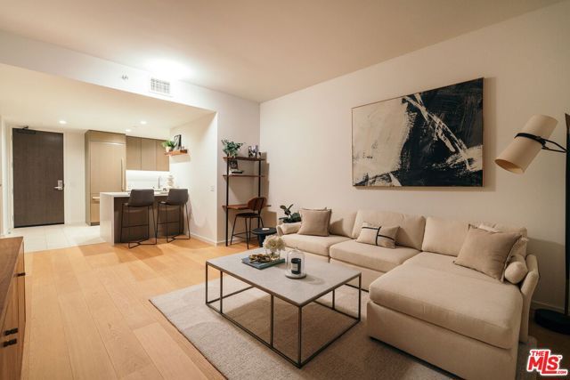 889 Francisco Street 1801, Los Angeles, CA 90017