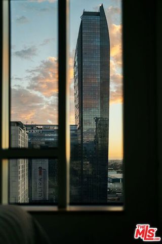 889 Francisco Street 1801, Los Angeles, CA 90017