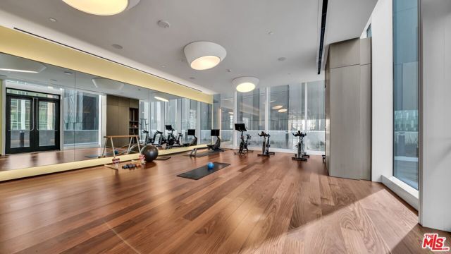 889 Francisco Street 1801, Los Angeles, CA 90017