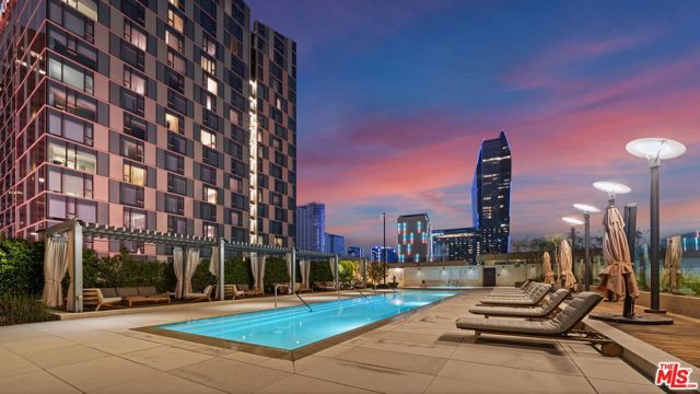 889 Francisco Street 1801, Los Angeles, CA 90017