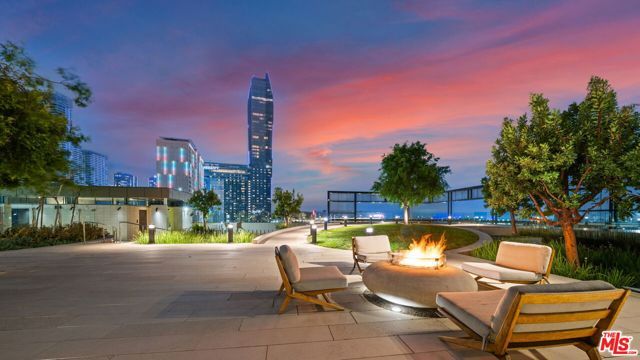 889 Francisco Street 1801, Los Angeles, CA 90017