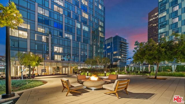 889 Francisco Street 1801, Los Angeles, CA 90017