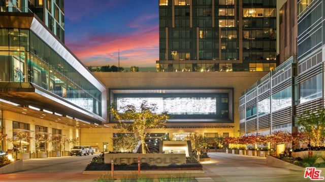 889 Francisco Street 1801, Los Angeles, CA 90017