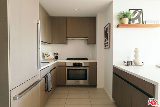 889 Francisco Street 1801, Los Angeles, CA 90017