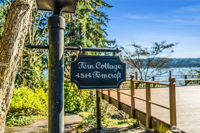 4514 Ferncroft Road, Mercer Island, WA 98040