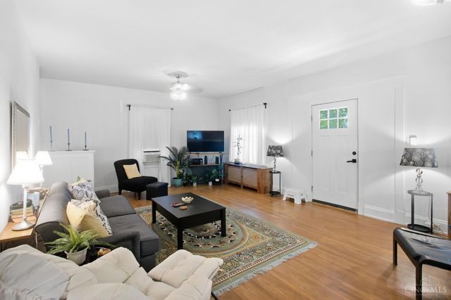 215 S Wayne Avenue, Lockland, OH 45215