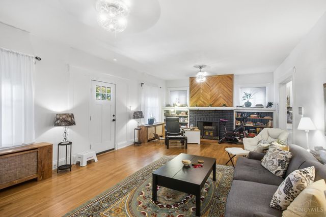 215 S Wayne Avenue, Lockland, OH 45215