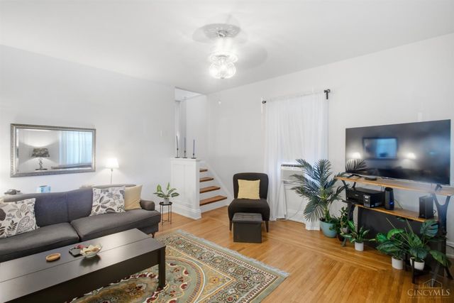 215 S Wayne Avenue, Lockland, OH 45215