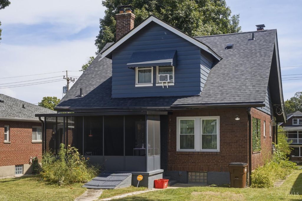 215 S Wayne Avenue, Lockland, OH 45215