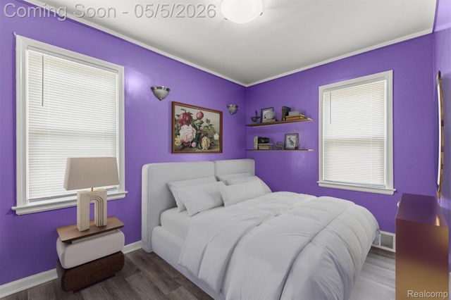 24621 Cherry Street, Dearborn, MI 48124