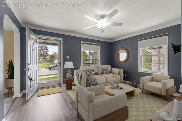 24621 Cherry Street, Dearborn, MI 48124