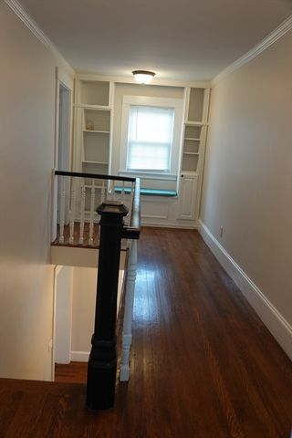 80 Center St, Burlington, MA 01803