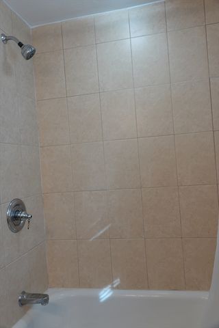 80 Center St, Burlington, MA 01803