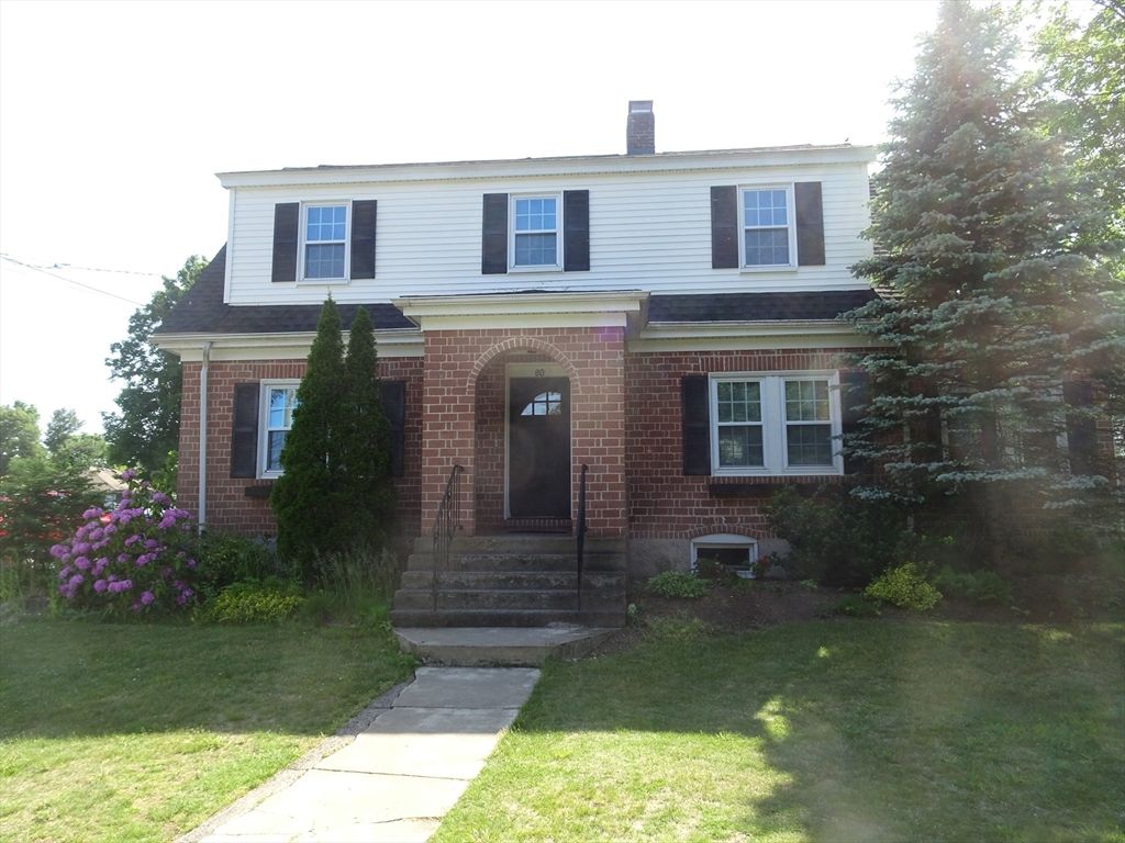 80 Center St, Burlington, MA 01803