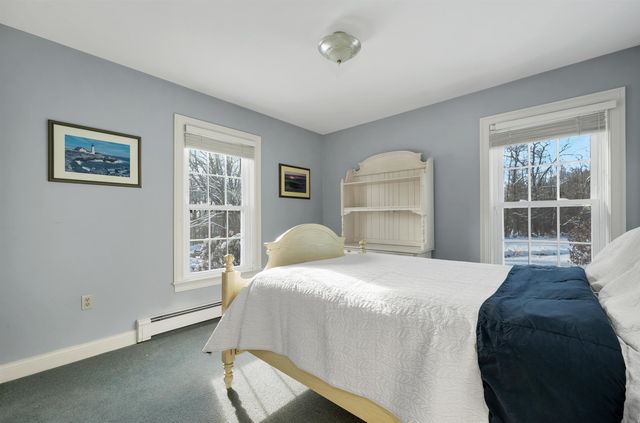 36 Prescott Heights Road, Hooksett, NH 03106